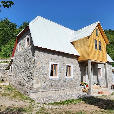 Mountain Vista Guesthouse Shkafi Theth Exterior photo