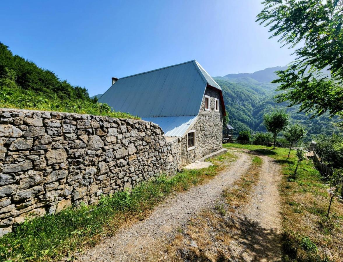 Mountain Vista Guesthouse Shkafi Theth Exterior photo